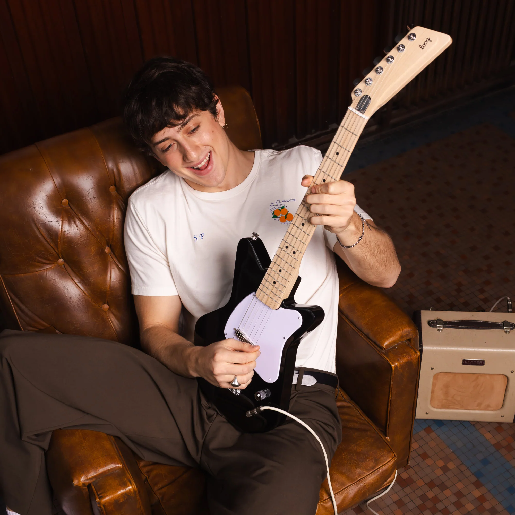 loog pro 6 electric bundle - Image 3