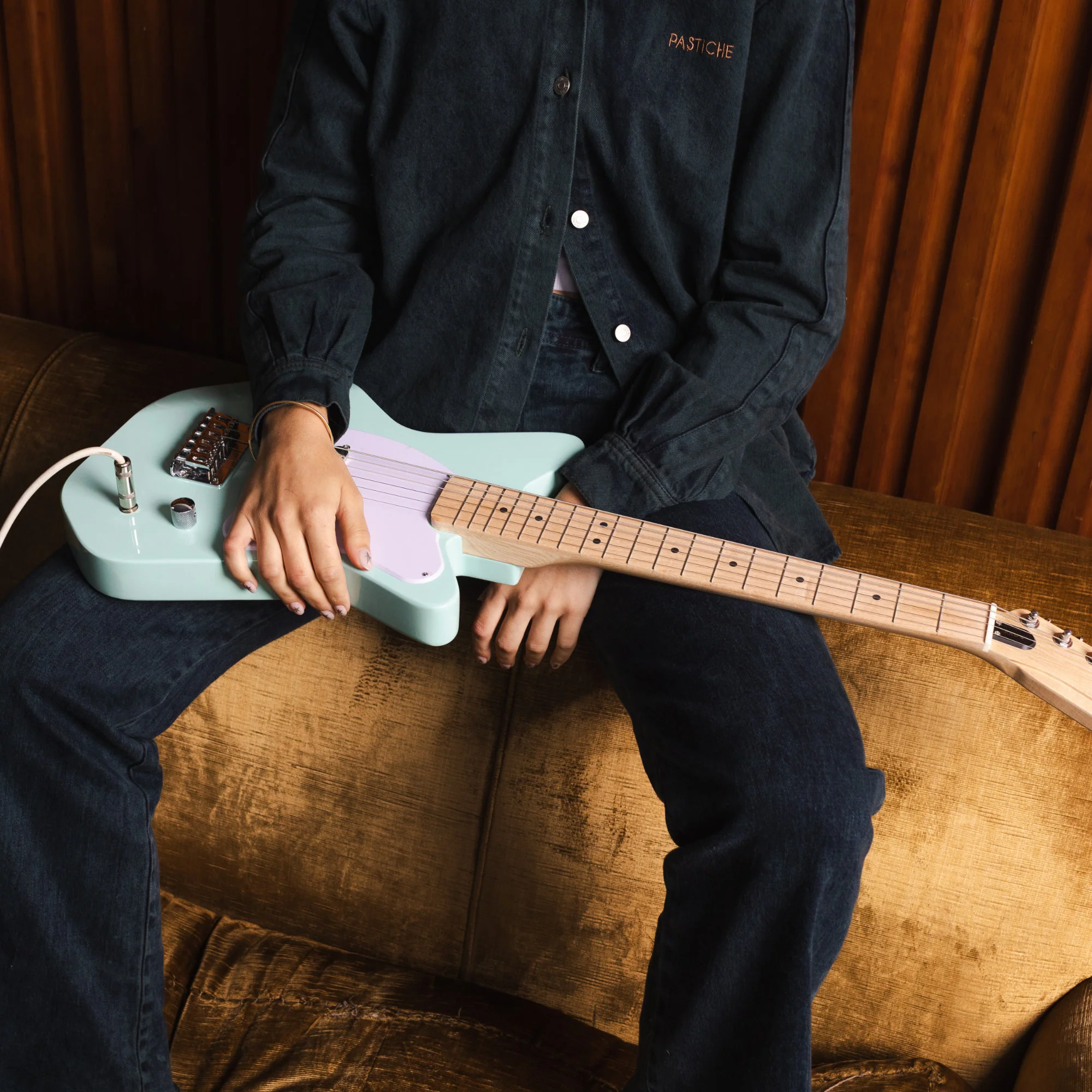 loog pro 6 electric bundle - Image 5